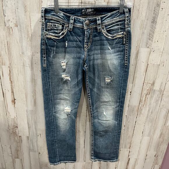 Silver Suki Low Rise Cropped Jeans Stitched Distressed Womens Size 26 - Picture 1 of 10